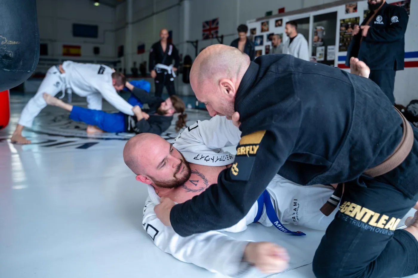 Entrenamiento de Brazilian Jiu-Jitsu en S.F Team Rivas